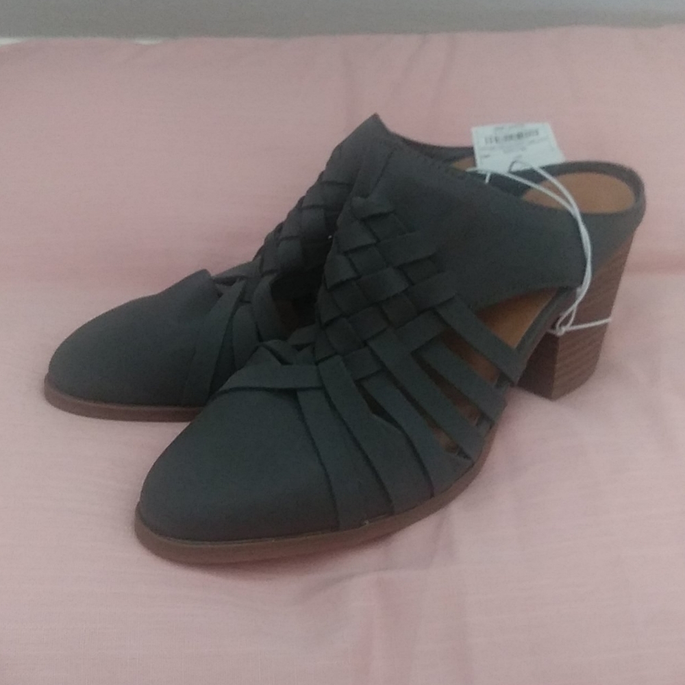 Never been worn! Grey mules